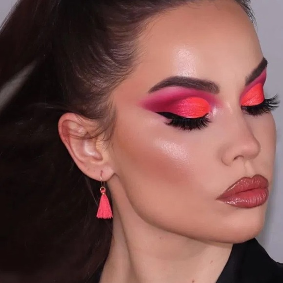 🎀ACE BEAUTÈ Blossom Passion Eyeshadow Palette - Picture 13 of 15